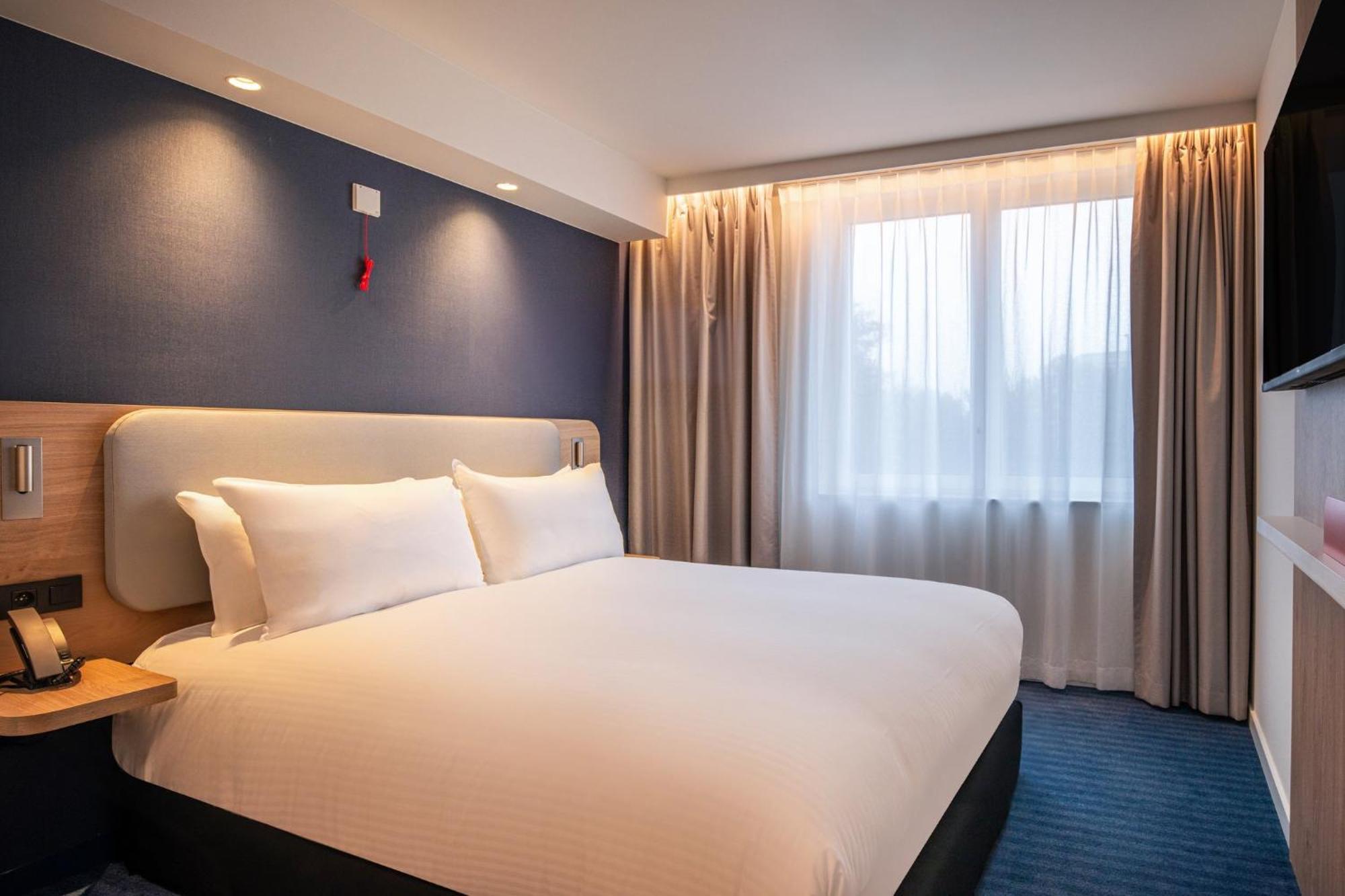 Holiday Inn Express & Suites Ghent By Ihg Zewnętrze zdjęcie