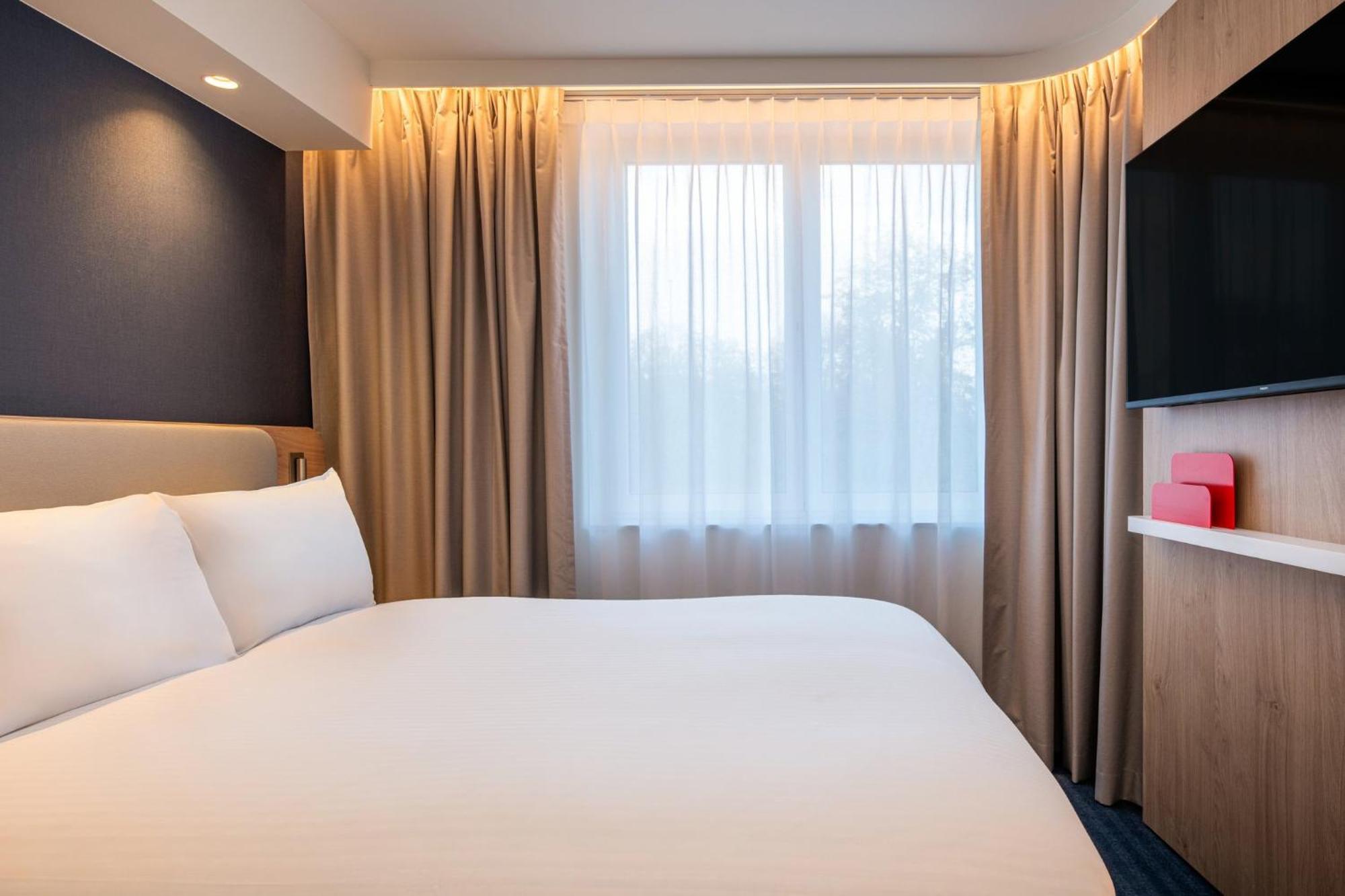 Holiday Inn Express & Suites Ghent By Ihg Zewnętrze zdjęcie